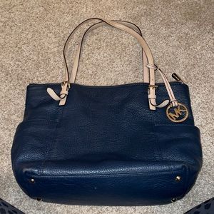 Michael Kors navy purse